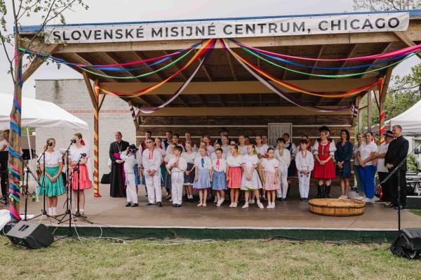 Mons. Ján Kuboš navštívil slovenských veriacich v Chicagu